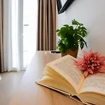 Hotel Oasis