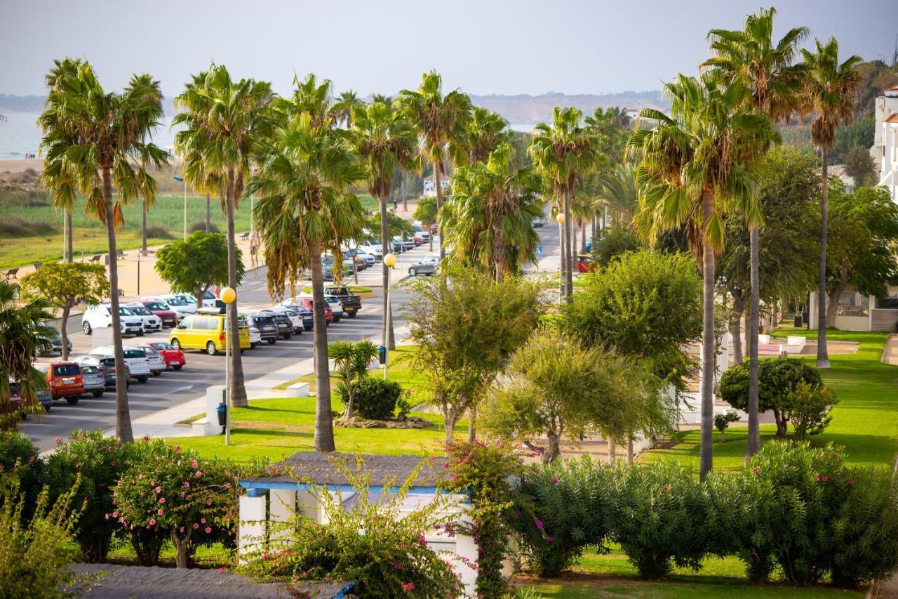 Oasis Hotel Conil De La Frontera